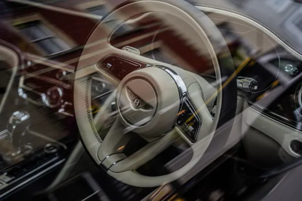 カジノ ビッグ サンダー スロッツ Android/iOS アプリ